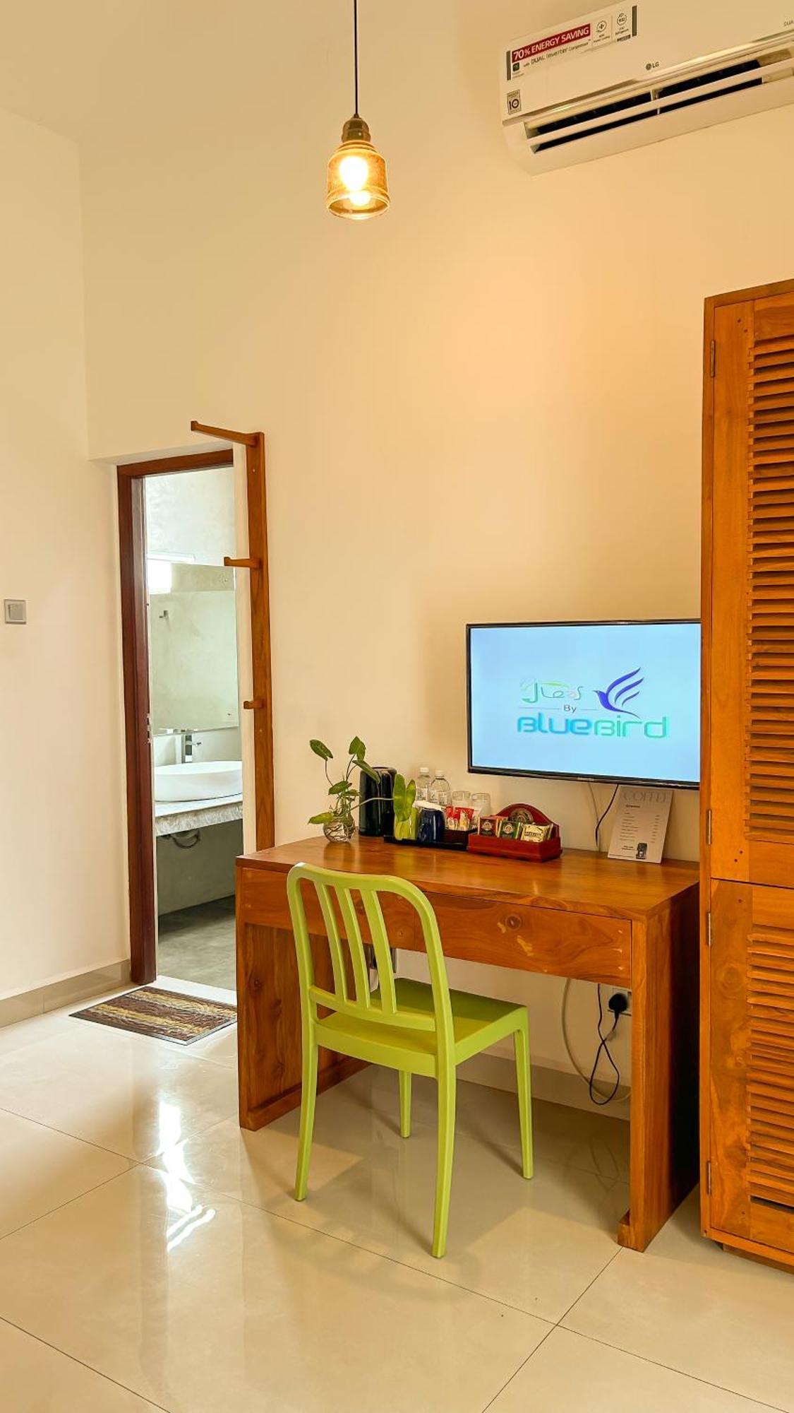 J Leaf Hotel By Blue Bird Νεγκόμπο Εξωτερικό φωτογραφία