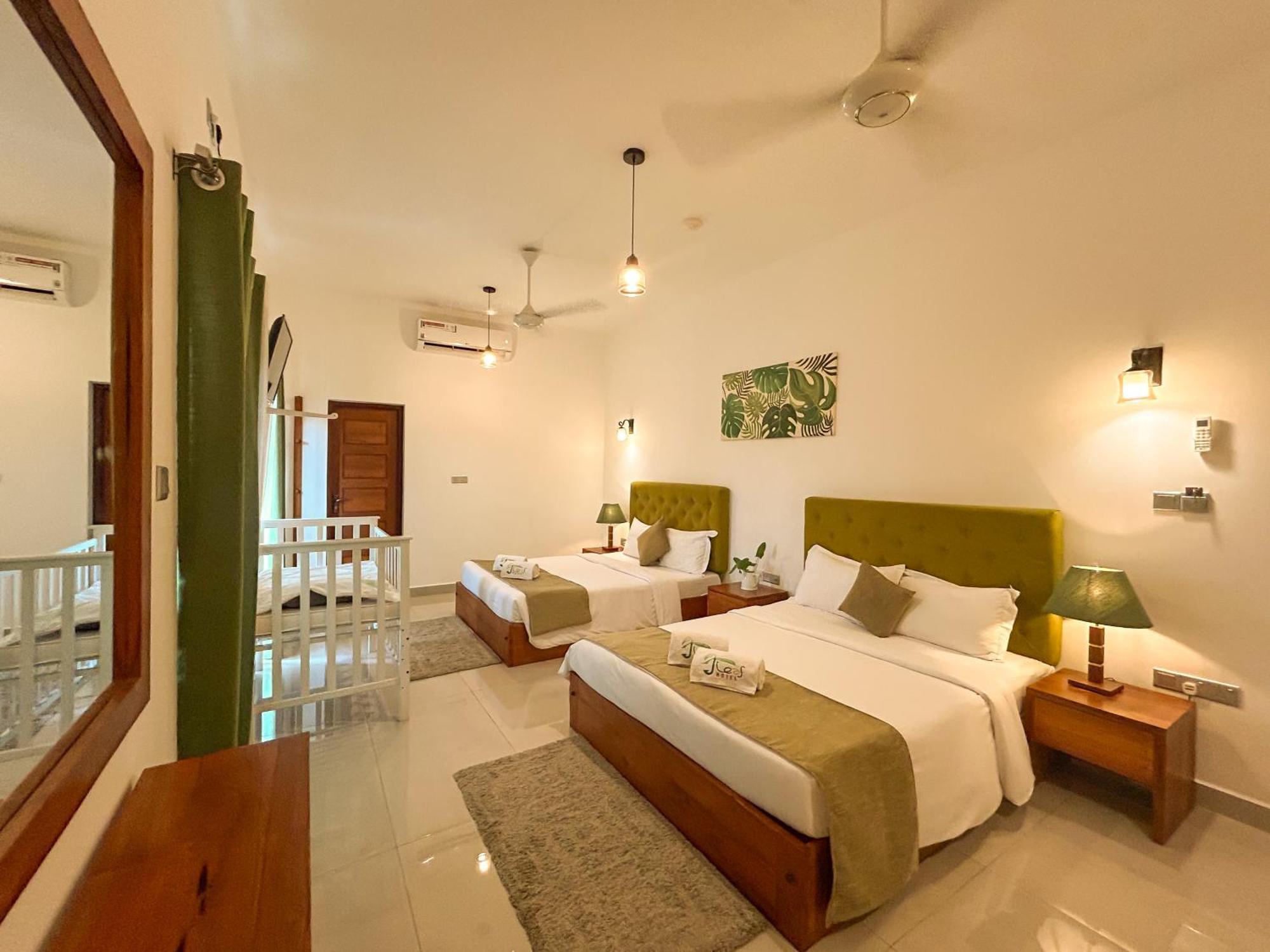 J Leaf Hotel By Blue Bird Νεγκόμπο Εξωτερικό φωτογραφία