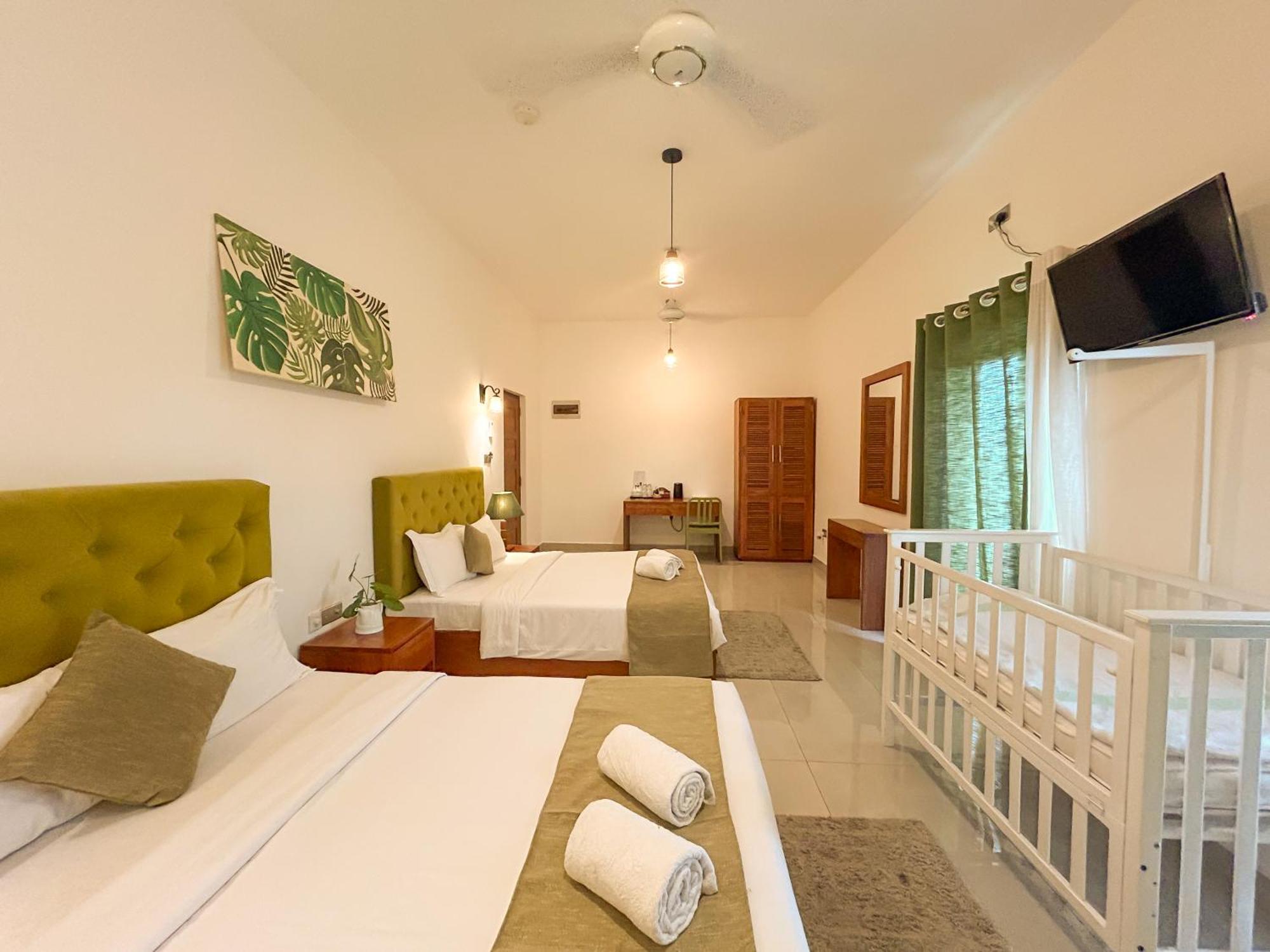 J Leaf Hotel By Blue Bird Νεγκόμπο Εξωτερικό φωτογραφία